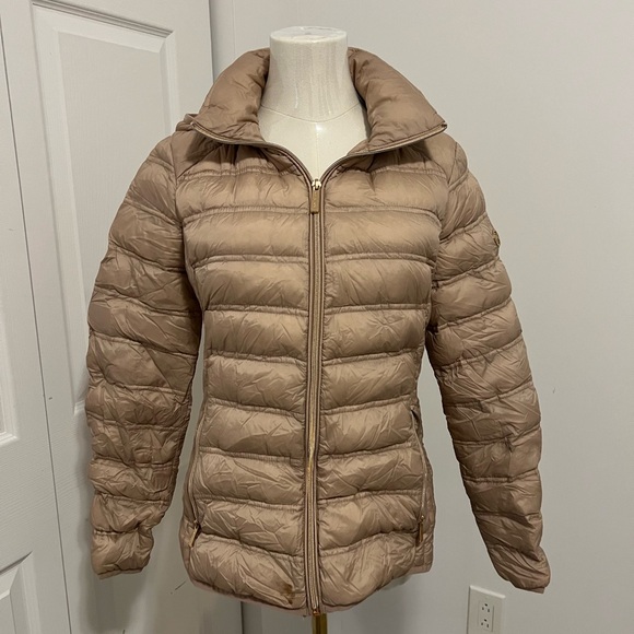 Michael Kors Women's Beige Puffer Jacket - Picture 1 of 8